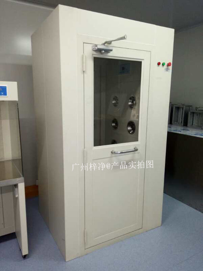 風淋室運行過程中產生的噪音可能會對操作人員造成不適，影響工作效率。